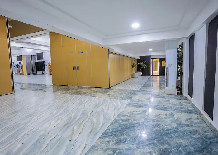 Golfview Suites & Conference Center, Ikeja